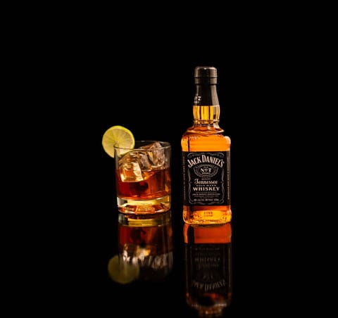 Columbia Creek Tennessee Whiskey Reviewed: 6 Years of Charcoal-Filtered Corn Spirit